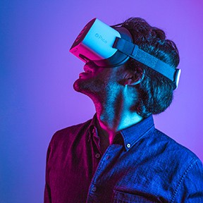 Joan Mora Guiard DP of Inflight VR with headsets